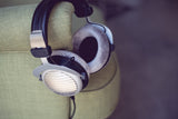 beyerdynamic DT 990 Edition 600 Ohm Over-Ear-Stereo Headphones. Open design, wired, high-end for use with headphone amplifiers