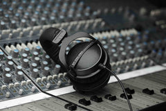 beyerdynamic DT 770 Pro 250 ohm Limited Edition Professional Studio Headphone